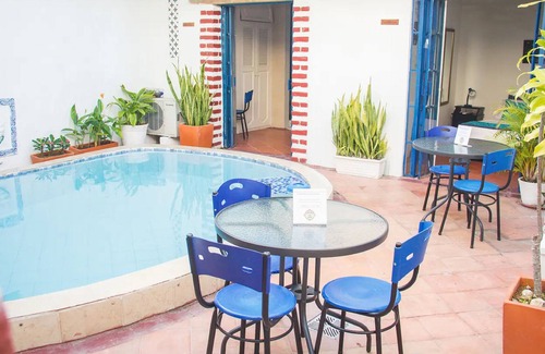 Cartagena Walled City Cabin | Hpt-sm Hotel Room In Getsemani With Pool, Breakfast And Wifi