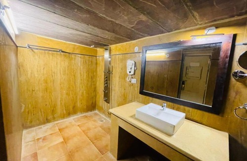 Jaisalmer Resort | HRH Jaisalmer Desert Camp
