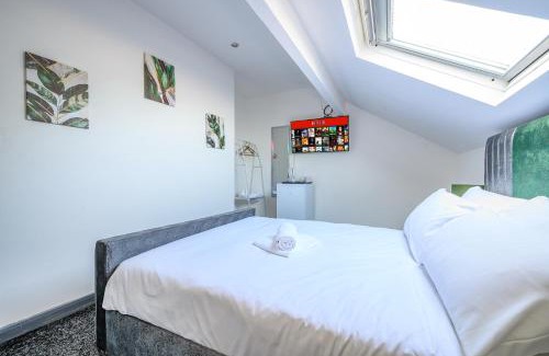Leeds House | HS57 Most Relaxed & Cosy Room stay