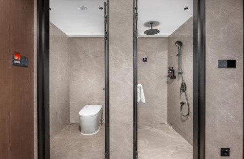 Pazhou Residential District Hotel | Huankai Hotel Pazhou Exhibition Center- Free Shuttle Bus during Canton Fair