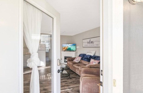 Ottawa Cottage | Huck Finn #26