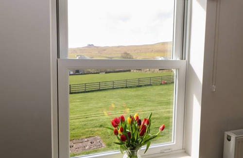 Barnard Castle Cottage | Hudeway View