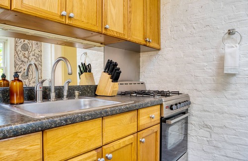 Saugerties Apartment | Hudson Estate | Historic Upstate Home + Private Apartment
