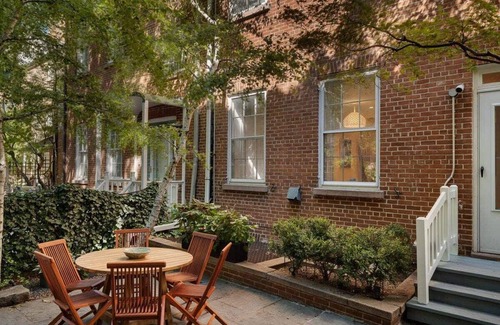 Tribeca House | Hudson Terrace by Rove Travel | Chic Tribeca TH