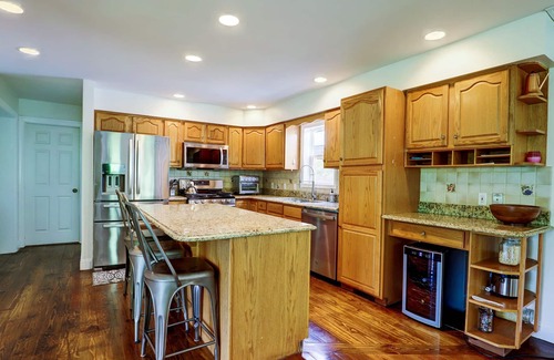 Stone Ridge House | Hudson Valley Retreat With Heated Pool & Jacuzzi