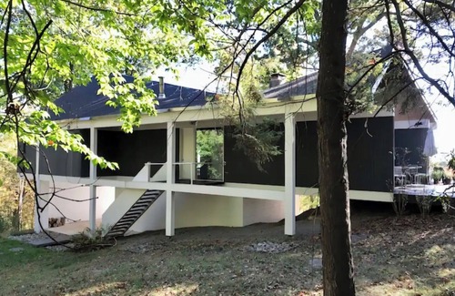 Town of Wappinger House | Hudson Valley mid century house with stunning views