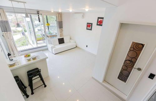 Buk House | Hue Bless Spa Pension Gapyeong