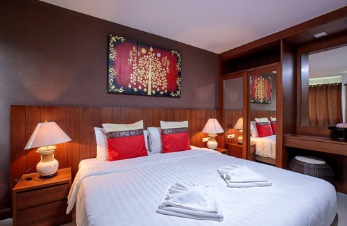 Chang Phueak Hotel | Huen Jao Ban Hotel