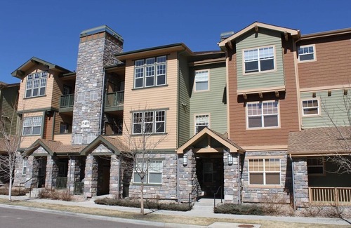 Cottonwood Condo | Huge 2 Bedroom Condo with Attached Garage!
