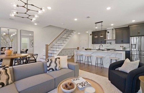 The Heights House | Huge 3BR 3.5BA Duplex w/Rooftop & NYC Views