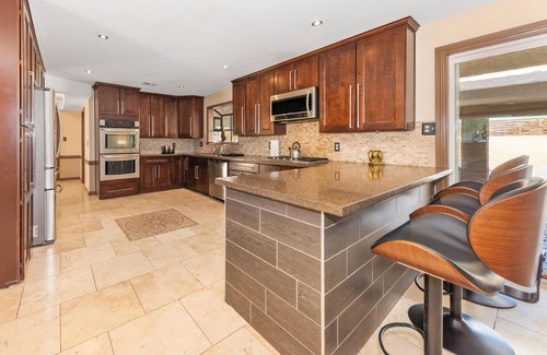 North Las Vegas House | Huge 6 BDR, near the Strip, w/pool, playroom, 13 beds.