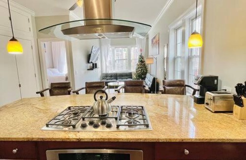 Queens Apartment | HUGE & BEAUTIFUL 3-Bed apt Queens NYC.A Hidden Gem !!