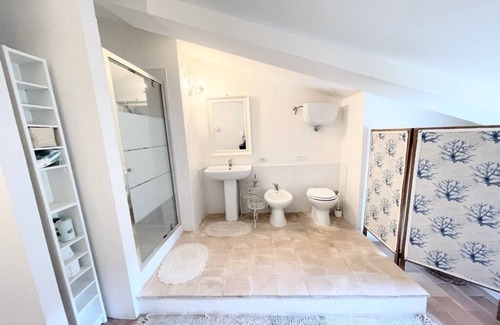 San Brizio Villa | Huge country villa - sleeps 11, Aircon, Wifi, Exc Pool, dishwasher, private land