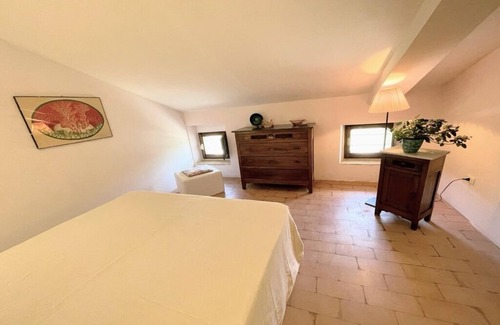 San Brizio Villa | Huge country villa - sleeps 11, Aircon, Wifi, Exc Pool, dishwasher, private land