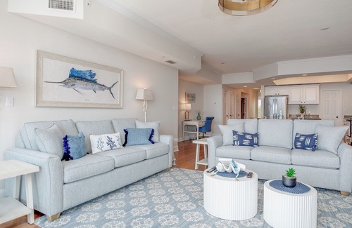 Orange Beach Condo | Huge Discount 11/10-11/30! Orange Beach w/Pool!