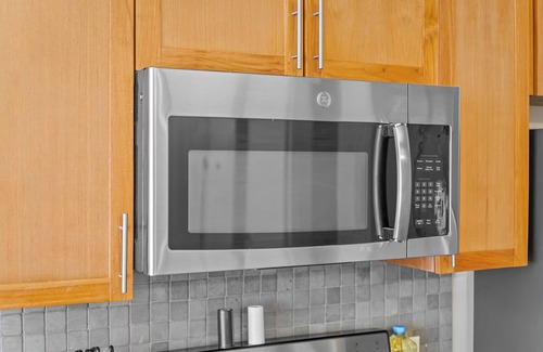 Downtown Cleveland Apartment | Huge DT Loft, Sofa Bed & Wi-Fi