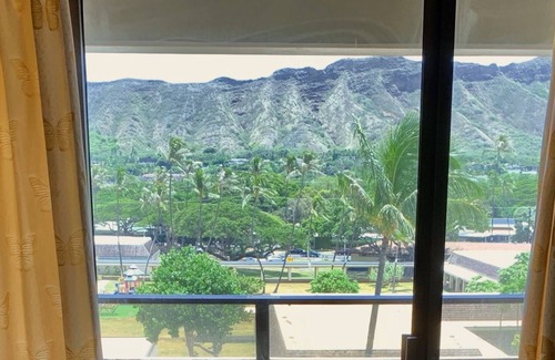 Waikiki Condo | Huge, private lanai with panoramic view of Diamondhead
