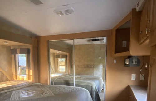 Powell House | Huge RV in a quiet, country location, Sleeps 8-12.