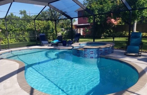 Naples Park House | HUGE SEPTEMBER SALE! BOOK NOW! Key West Style Single Family Pool Home by the Sea