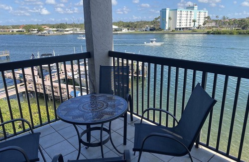 Indian Shores Condo | Huge Waterfront Condo With Heated Pool.