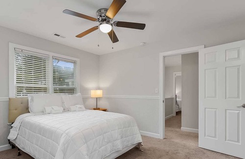 Northeast Raleigh House | Huge Yard & Deck, Near Downtown - Raleigh Roost