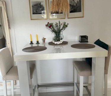 Kortenhoef Apartment | Huisje op de dijk