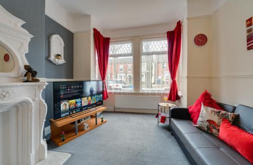 Hull House | Hull Large 4 Bedrooms 8 Beds Home - Close to A63 MKM Stadium & HRI
