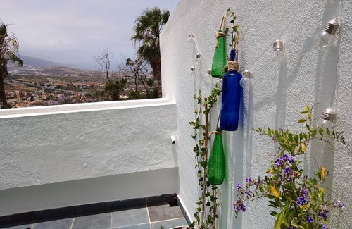 Los Gomez Apartment | Humboldt Apartment (Island Paradise)