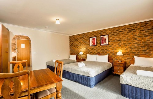 Glenroy Hotel | Hume Country Motor Inn