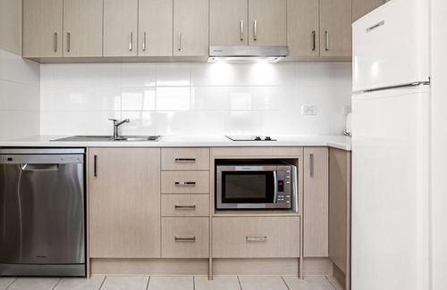 Adelaide Central Business District Apartment | Hume Serviced Apartments