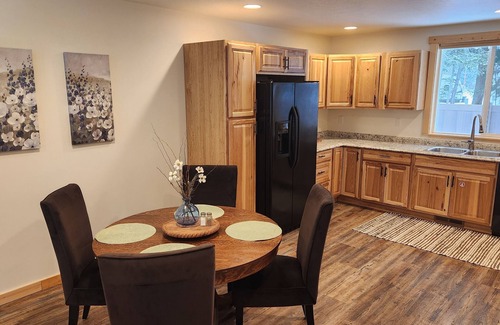 Whitefish Apartment | Hungry Horse Hideaway #B - 2 Bedroom 2 Full Bath - 10 minutes from Glacier Park!