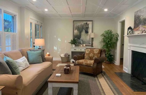 Aiken Cottage | Hunt Cup Cottage