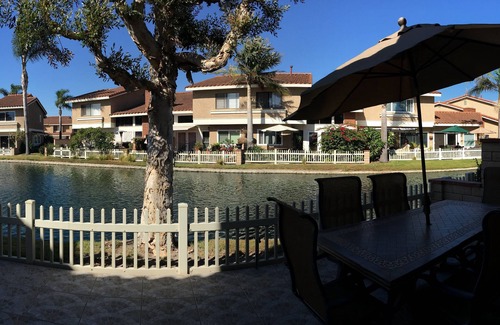 Huntington Beach Condo | Huntington Beach Condo-Gated Community-Location-Walk to pier/shops/restaurants