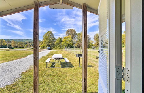 Winona Apartment | Huntsville Cabin w/Fire Pit, ATV Authorized Route