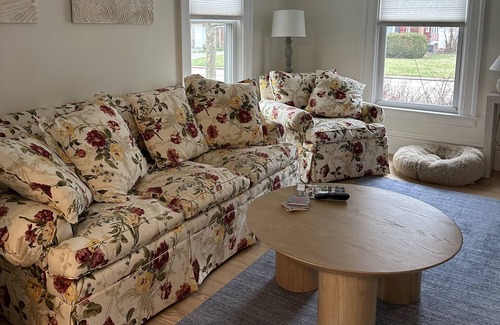 Huron Cottage | Huron Beach Retreat with private beach. Located near marina, shops, restaurants