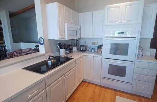 Tawas City House | Huron Calling - Lakefront