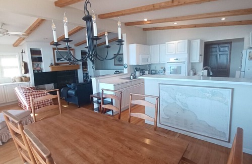 Tawas City House | Huron Calling - Lakefront