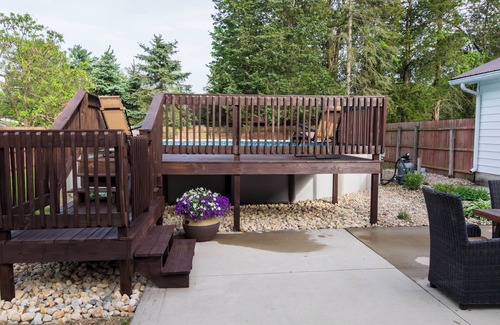 Huron House | Huron Hideaway close to lake and minutes from Cedar Point park and sport center