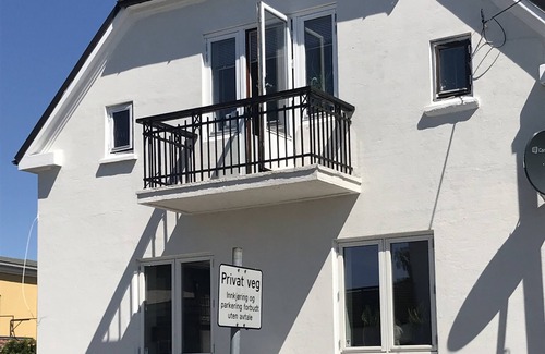 Porsgrunn House | Hus i sentrum. Gratis parkering og gangavstand til shopping, spisesteder +