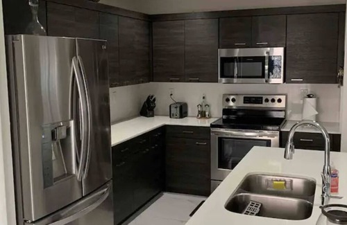 Miramar House | Hushed Miramar Town