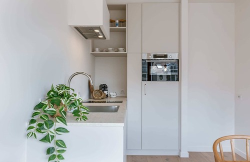 Heist Apartment | Huswell - Comfortable apartment near the sea