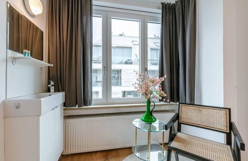 Knokke Apartment | Huswell - Cozy coastal apartment with parking