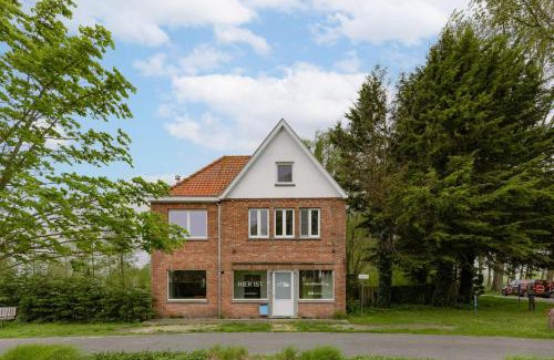 Moerkerke House | Huswell - Holiday home along the canal with great views