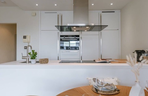 Knokke Apartment | Huswell - Pet friendly modern studio