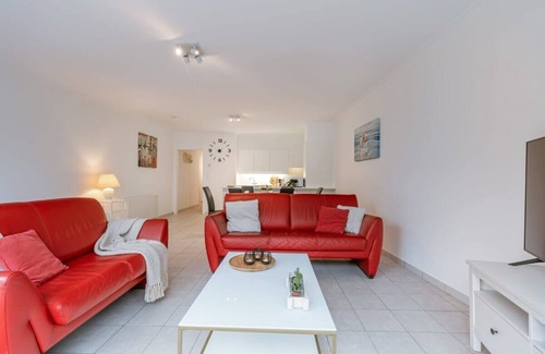 Witte Burg Apartment | Huswell - Superb apartment with private parking and sea view