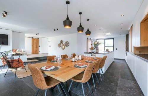 Sint-Michiels Apartment | Huswell - Unique apartment near Bruges with sunny terrace