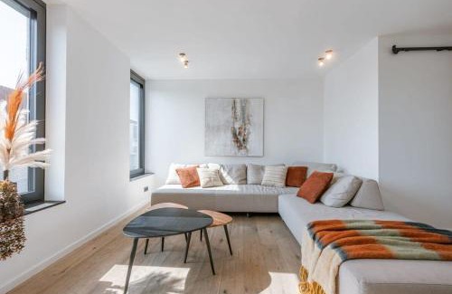Sint-Michiels Apartment | Huswell - Unique apartment near Bruges with sunny terrace