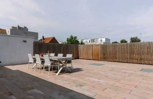 Sint-Michiels Apartment | Huswell - Unique apartment near Bruges with sunny terrace