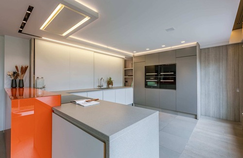 Merelbeke House | Huswell - Unique & exclusive villa "Gentbos" with