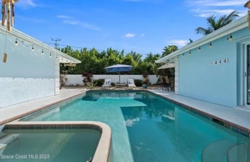 Fort Pierce Shores House | Hutchinson Island Oasis. Short walk to the beach and a mile to Little Jim's!